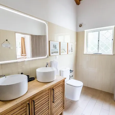 Летний дом Splendid Penina Retreat *